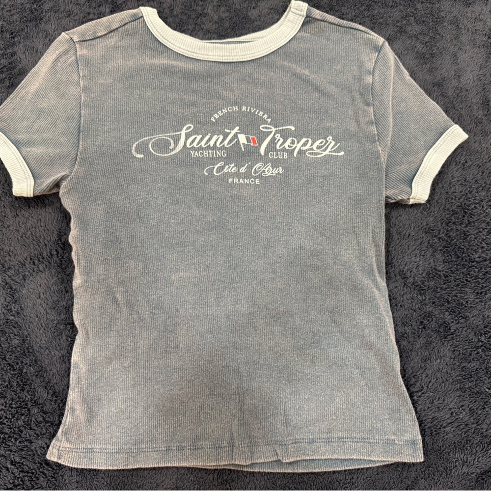 Gray Women’s Shirt with White Accents